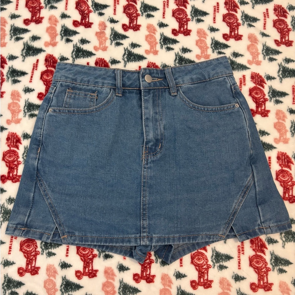Dazy’s Blue Mini Cowgirl Skirt Shorts With Side Slits